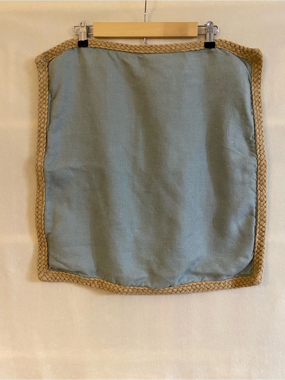 Set of 4 Pottery Barn blue 100% linen jute braid edge 20" x 20" pillow covers - Picture 5 of 15